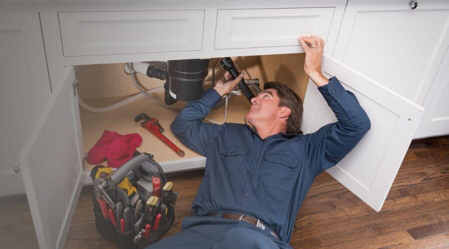Expert burst pipe repair services in Underwood, ND